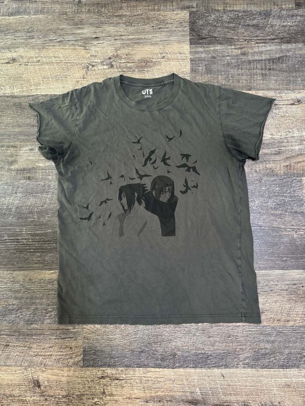 Uniqlo X Naruto Manga UT Shirt Sasuke And Itachi Uchiha Small Gray